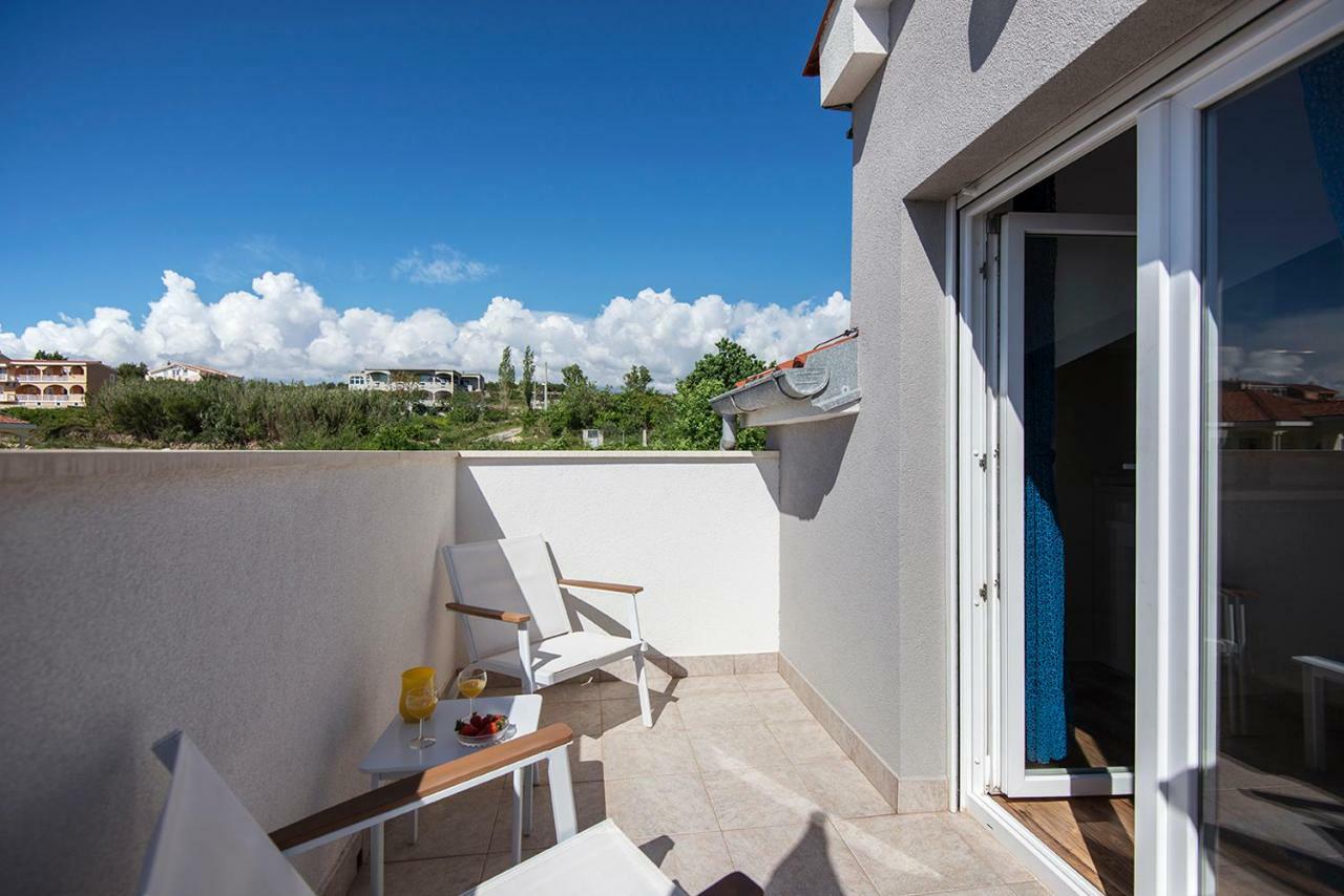Apartments Cape Deluxe Rtina Luaran gambar