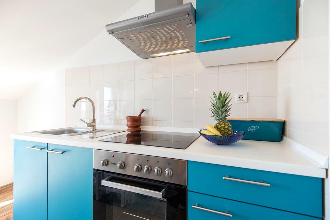 Apartments Cape Deluxe Rtina Luaran gambar