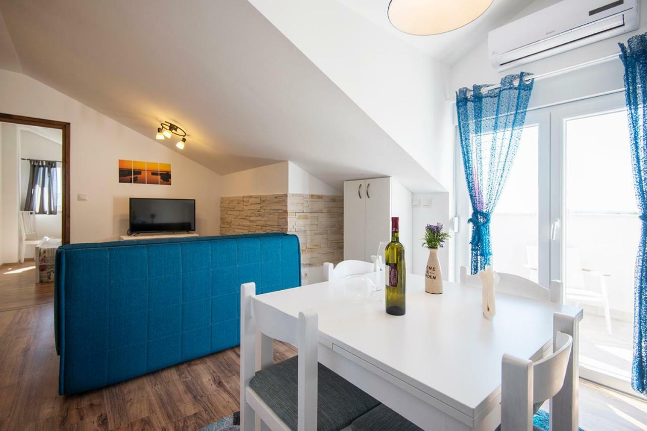 Apartments Cape Deluxe Rtina Luaran gambar